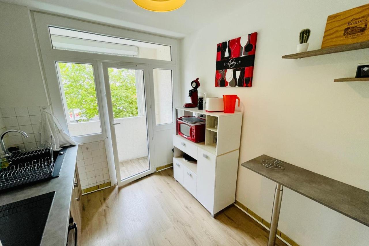 Luminous Apartment With Parking Near The City Center Cenon Extérieur photo