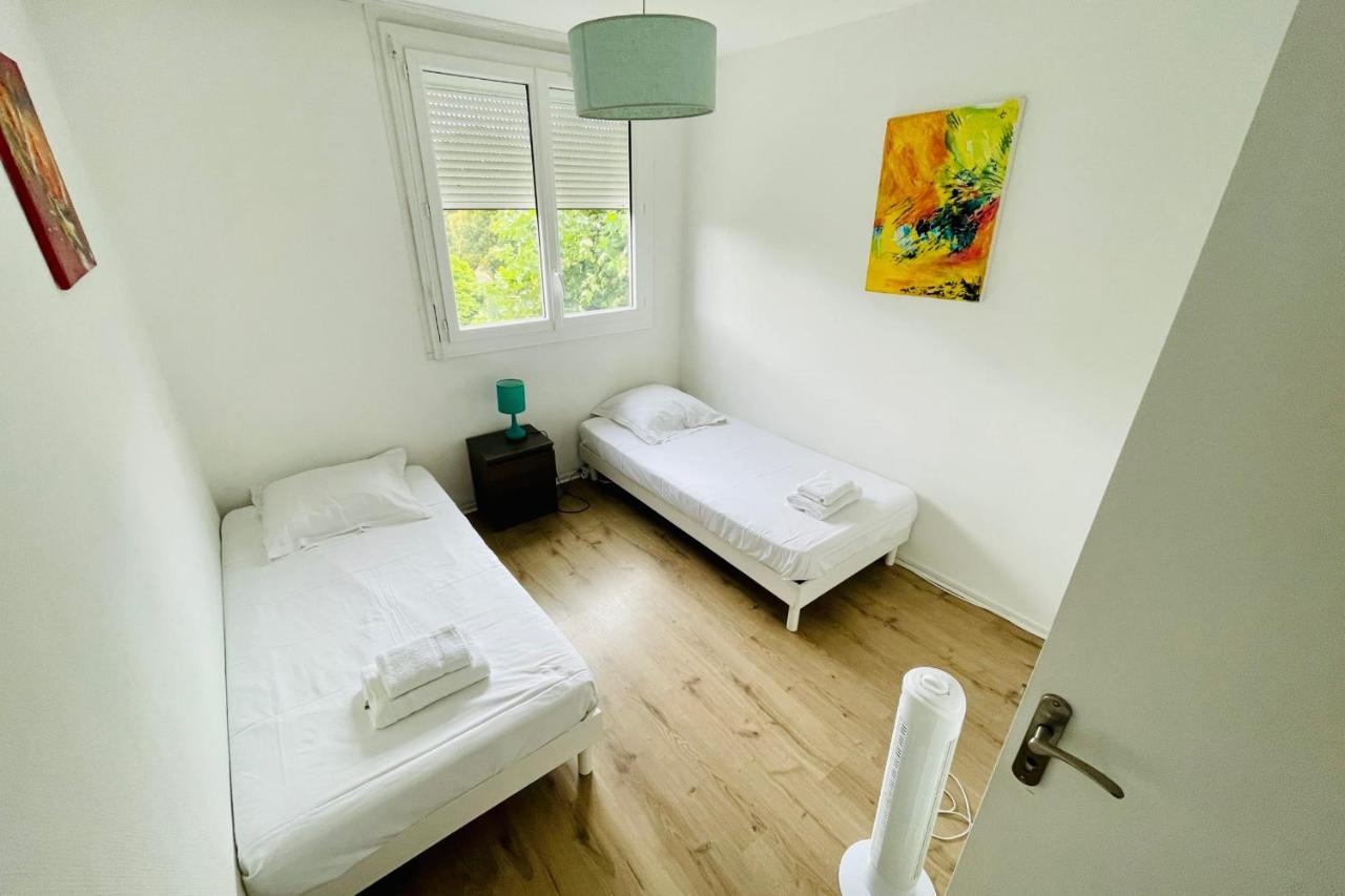Luminous Apartment With Parking Near The City Center Cenon Extérieur photo